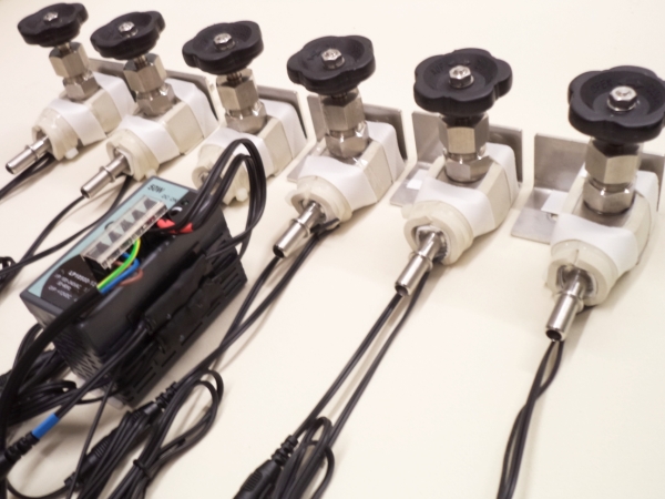 Thermostat geregelte beheizte Rohradapter mit Hutschienen-Netzteil