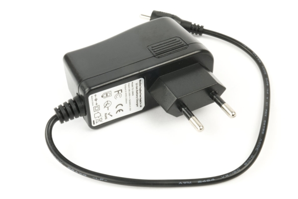 Li-Ion/LiPo Ladegerät für 7,4V Akkupacks (Medi Akkus), Ladestrom 1000/2000mA