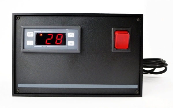 Digitales 30A-Thermostat "AllStrom RegelTherm" mit Display und Alarm im Kunststoffgehäuse